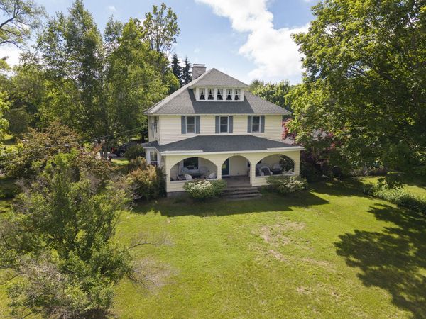 1912 S Scenic Highway, Frankfort, MI 49635