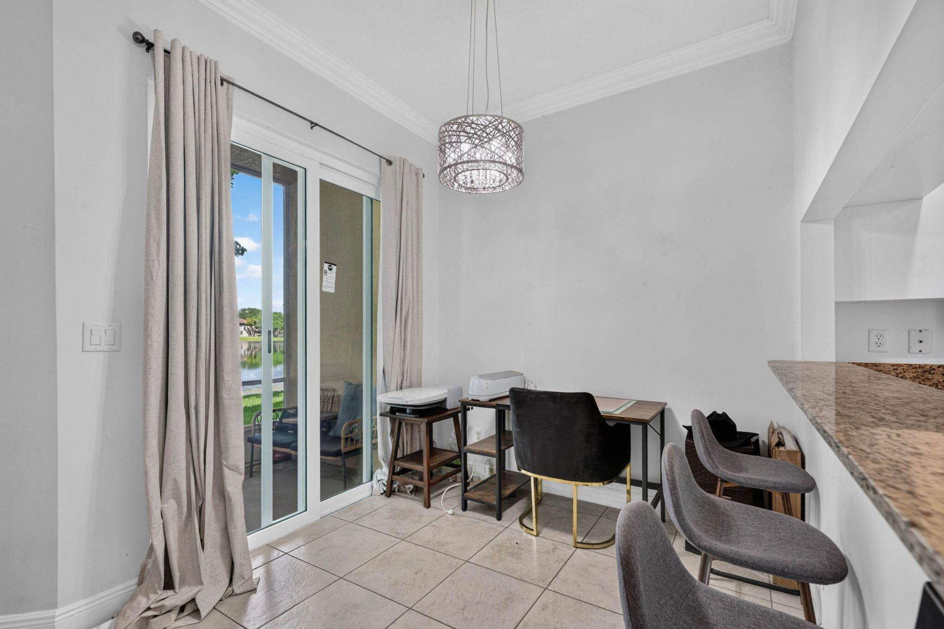 3355 Lakeside Drive, Davie, FL 33328 Photo