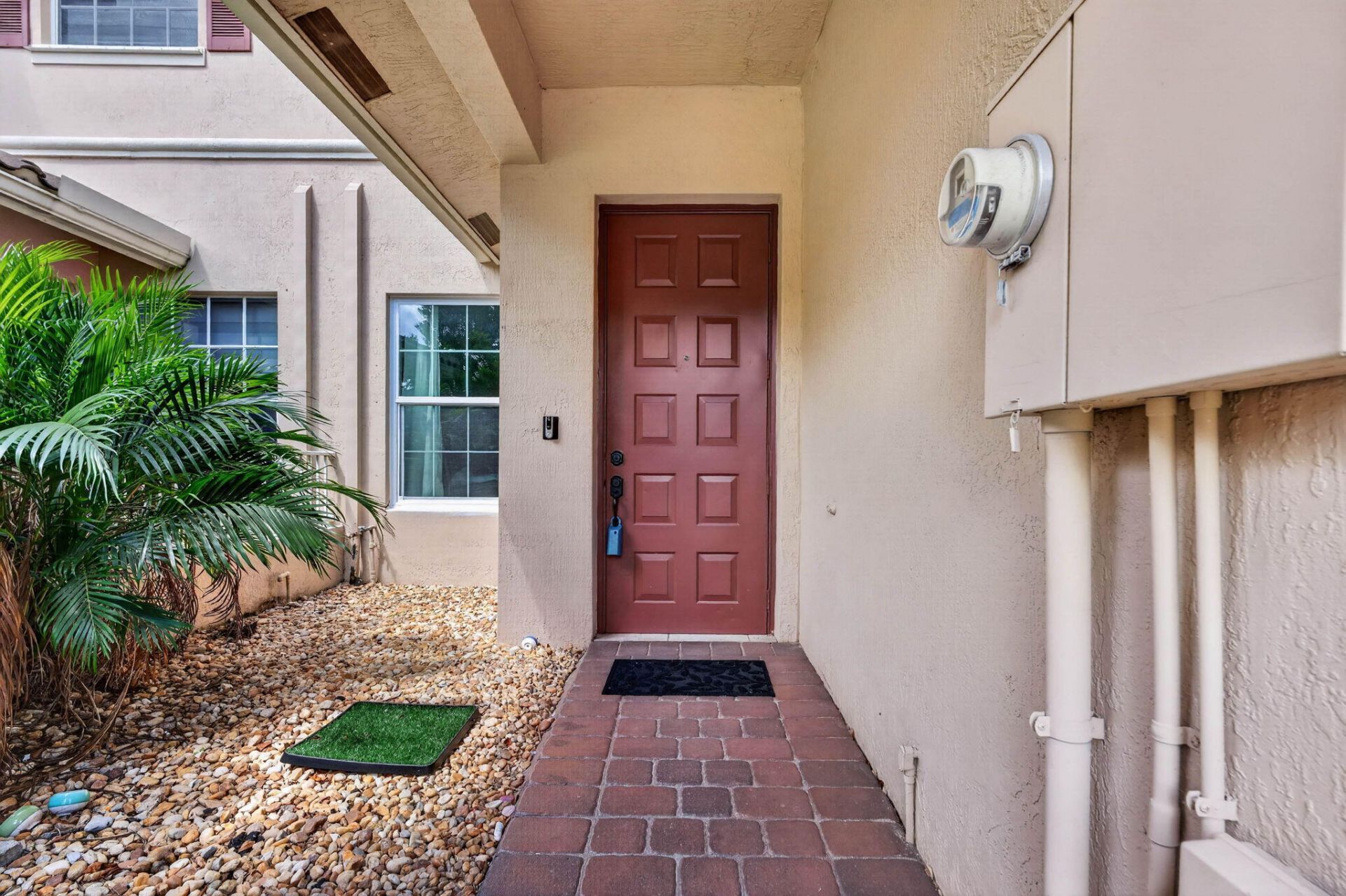 3355 Lakeside Drive, Davie, FL 33328 Photo
