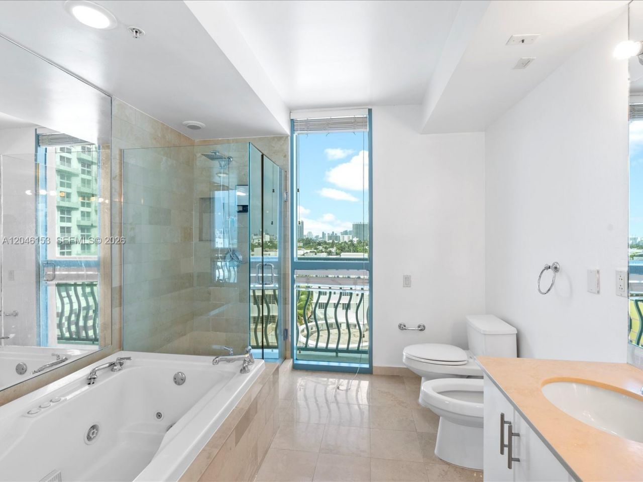 1500 Ocean Dr , Unit 708, Miami Beach, FL 33139 Photo