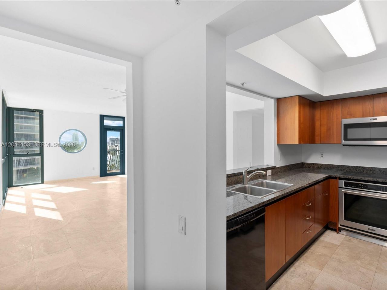 1500 Ocean Dr , Unit 708, Miami Beach, FL 33139 Photo