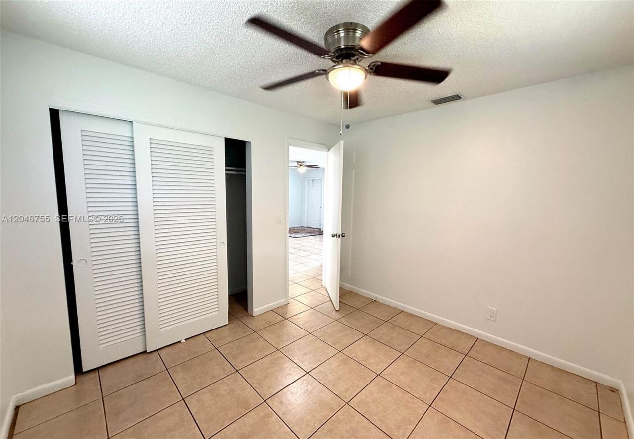 12096 Dolphin Dr, Palm Beach Gardens, FL 33410 Photo
