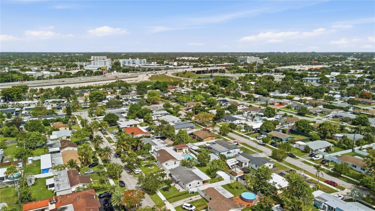 10451 SW 201st Ter, Cutler Bay, FL 33189 Photo
