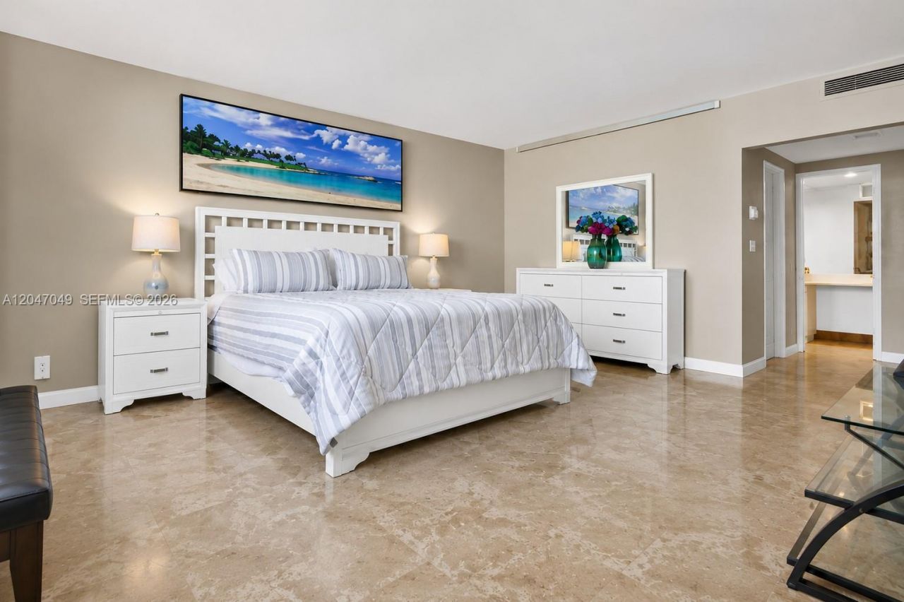 4001 S Ocean Dr , Unit 11M, Hollywood, FL 33019 Photo