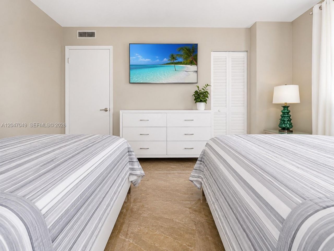 4001 S Ocean Dr , Unit 11M, Hollywood, FL 33019 Photo