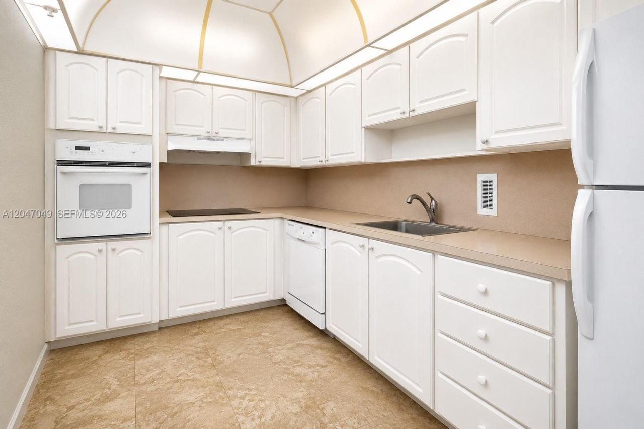 4001 S Ocean Dr , Unit 11M, Hollywood, FL 33019 Photo