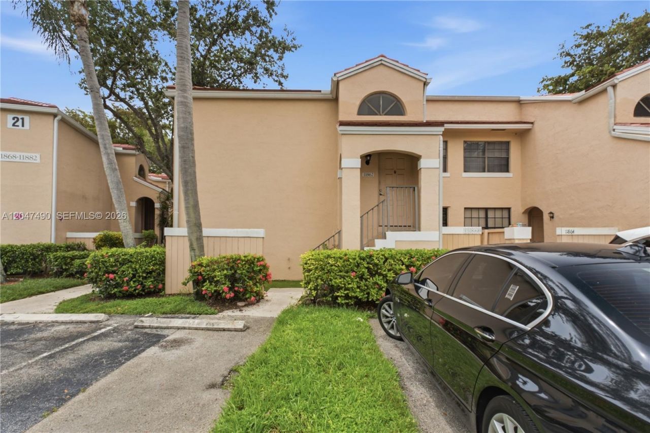 11862 NW 11th St , Unit 11862, Pembroke Pines, FL 33026 Photo