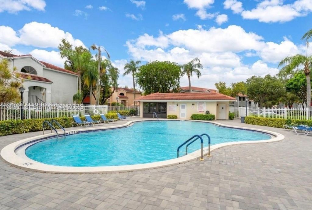 11862 NW 11th St , Unit 11862, Pembroke Pines, FL 33026 Photo