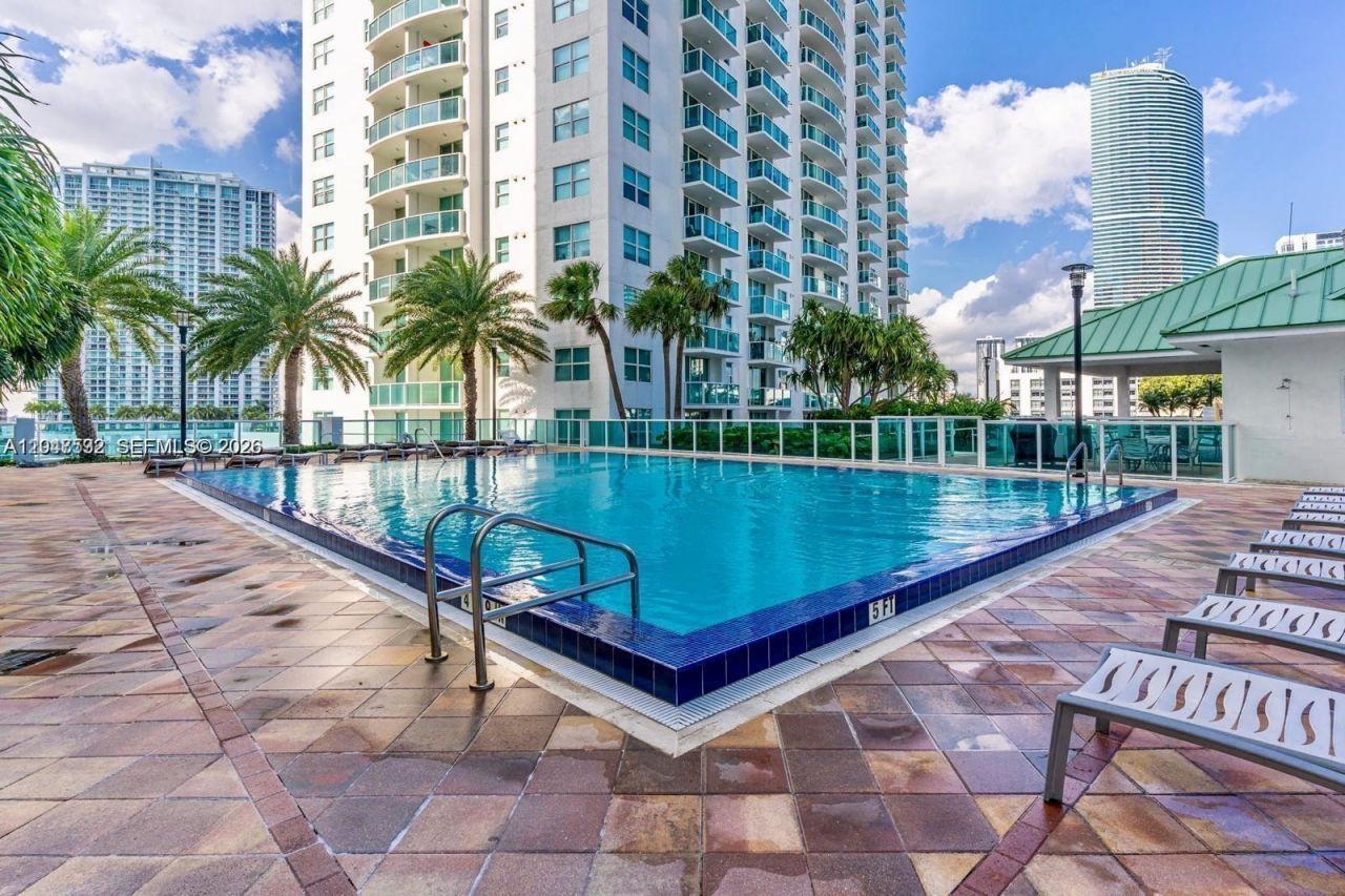 41 SE 5th St , Unit 1709, Miami, FL 33131 Photo