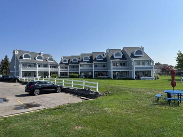 116 Millpoint Drive, Spring Lake, MI 49456