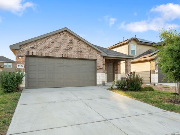 2979 Panther Spg, New Braunfels, TX 78130