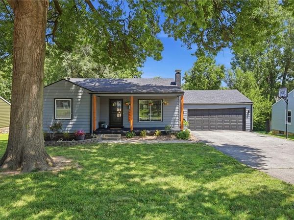 8518 W 56th Terrace, Merriam, KS 66202