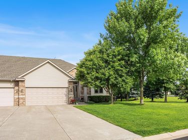 5217 107th Avenue N, Brooklyn Park, MN 55443