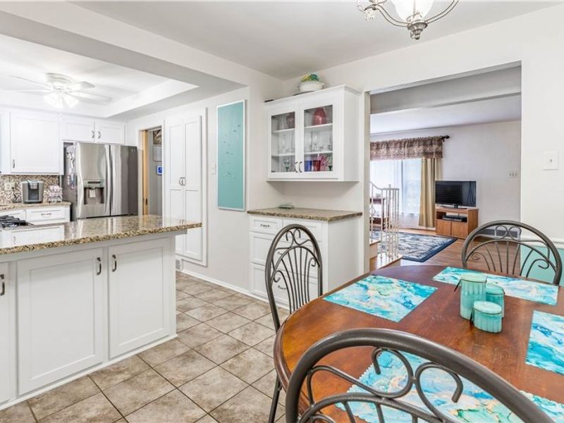 6903 E Sprague Road, Independence, OH 44131 Photo 5