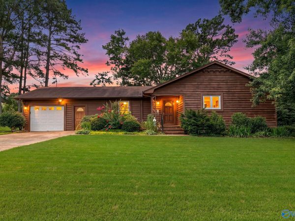 2510 Green Mountain Road SE, Huntsville, AL 35803