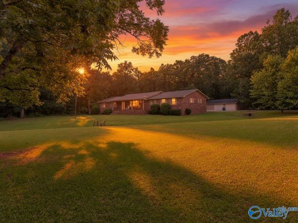 716 King Road, Oneonta, AL 35121