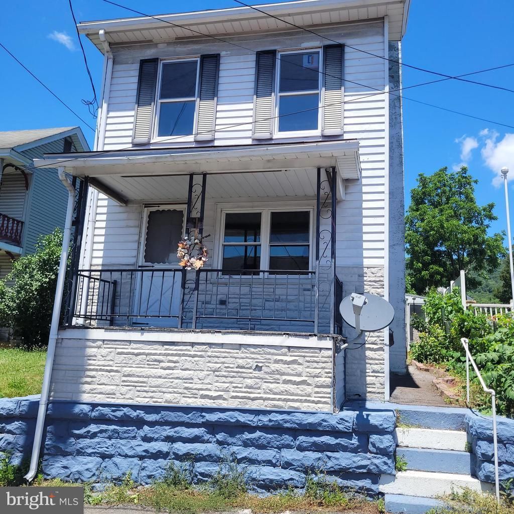 507 W MARKET STREET , WILLIAMSTOWN, PA 17098