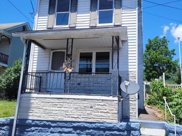 507 W MARKET STREET, WILLIAMSTOWN, PA 17098