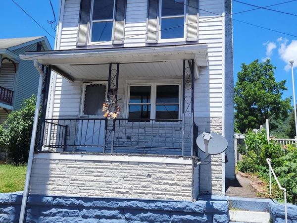 507 W MARKET STREET , WILLIAMSTOWN, PA 17098