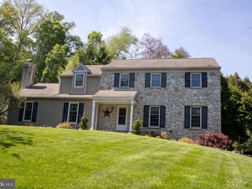 1701 Jennings Way, Paoli, PA 19301 Main Photo