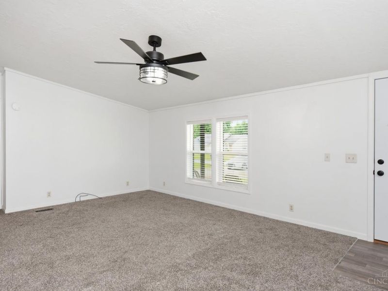 126 Dell Acres Drive, Georgetown, OH 45121 Photo 7