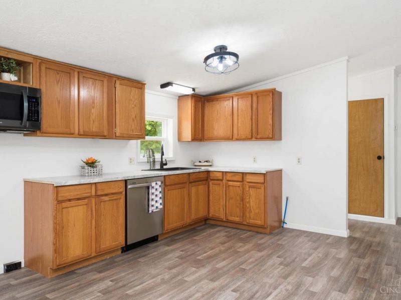 126 Dell Acres Drive, Georgetown, OH 45121 Photo 9