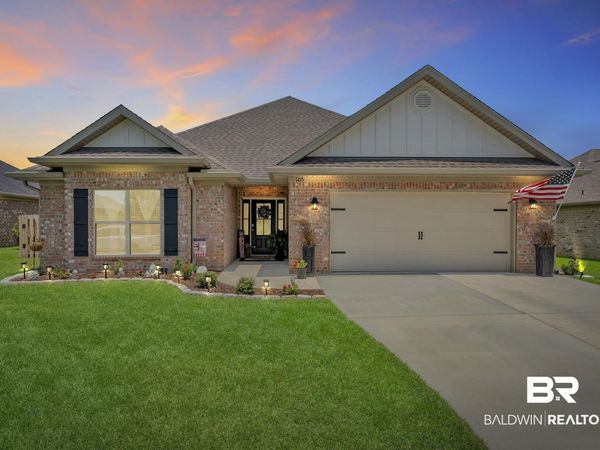 1215 Pembroke Way, Foley, AL 36535