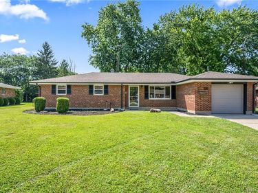 225 Lawson Avenue, New Lebanon, OH 45345