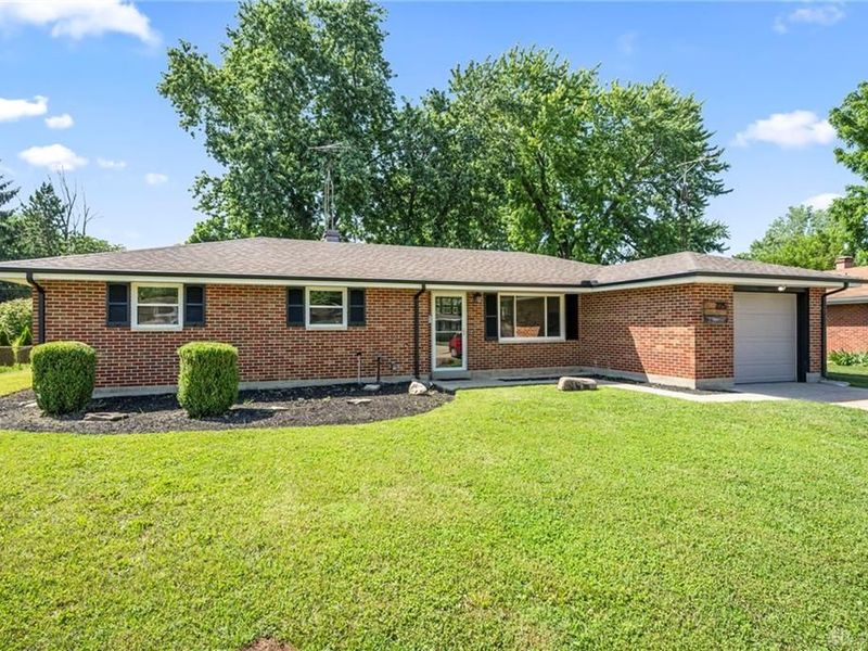 225 Lawson Avenue, New Lebanon, OH 45345 Photo 2