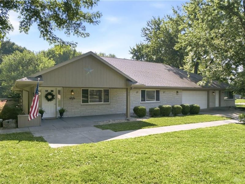 76 Thor Drive, Eaton, OH 45320 Photo 2