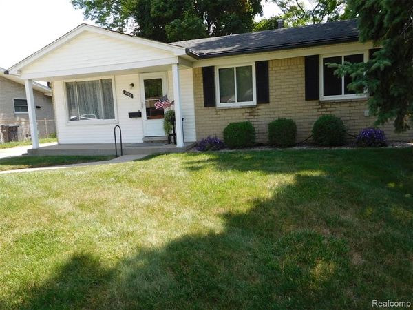 39116 Lea Court , Sterling Heights, MI 48313