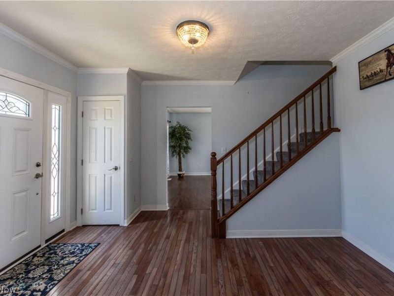 1273 Muchney Circle, Akron, OH 44312 Photo 14