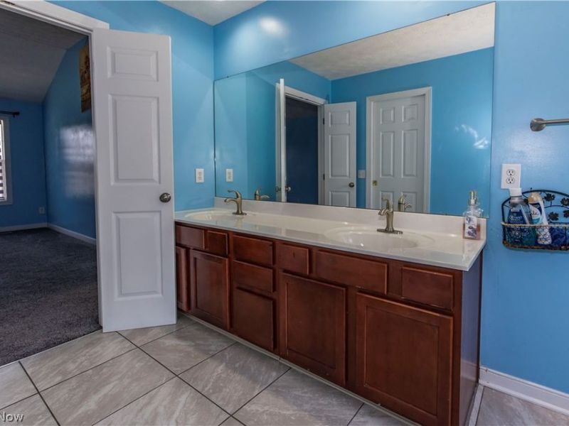 1273 Muchney Circle, Akron, OH 44312 Photo 27