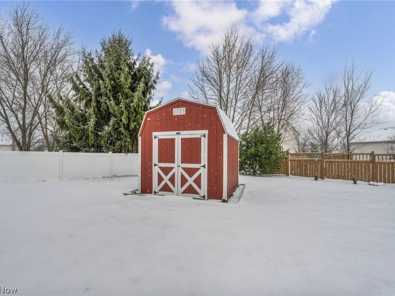 1273 Muchney Circle, Akron, OH 44312 Photo 35