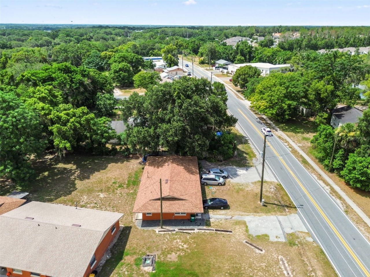 601 S Dixie Avenue , Fruitland Park, FL 34731 Photo