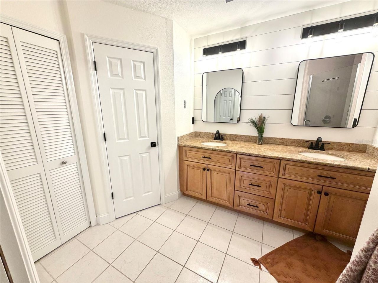 1087 Bay Harbor Drive , Englewood, FL 34224 Photo
