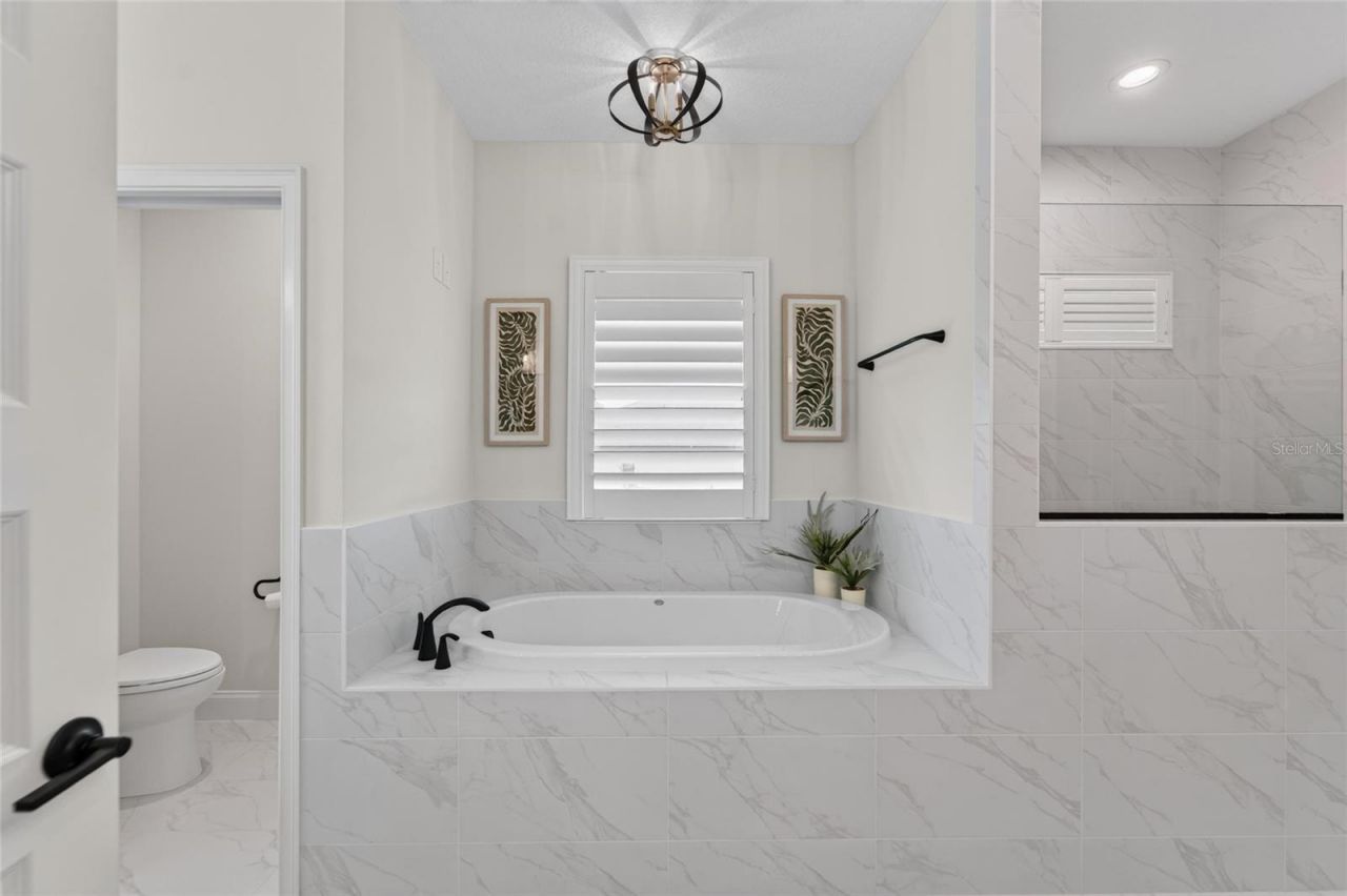 5391 Clubhouse Hills Lane , Lakeland, FL 33812 Photo