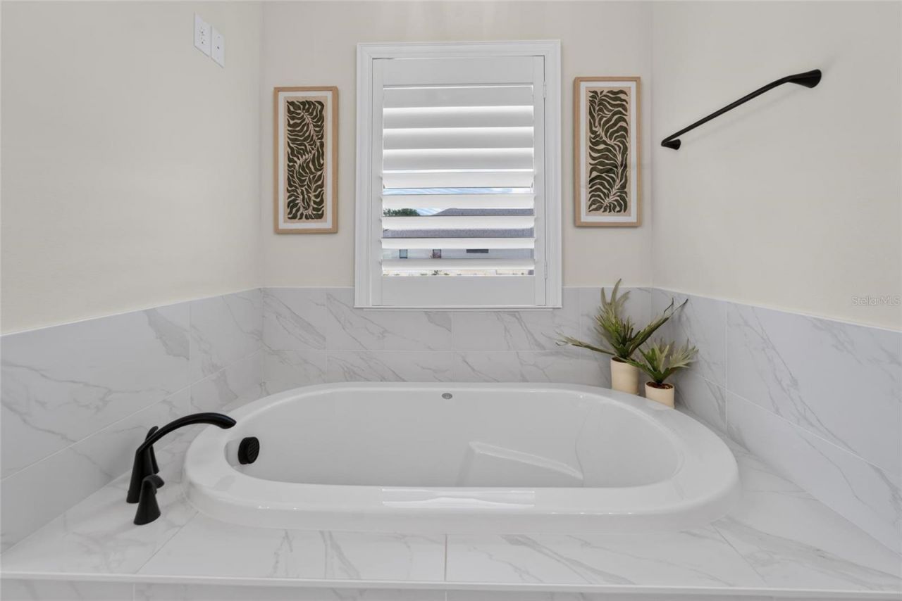 5391 Clubhouse Hills Lane , Lakeland, FL 33812 Photo