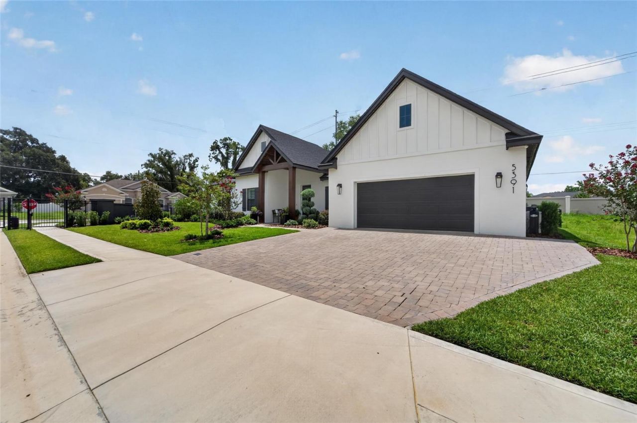 5391 Clubhouse Hills Lane , Lakeland, FL 33812 Photo