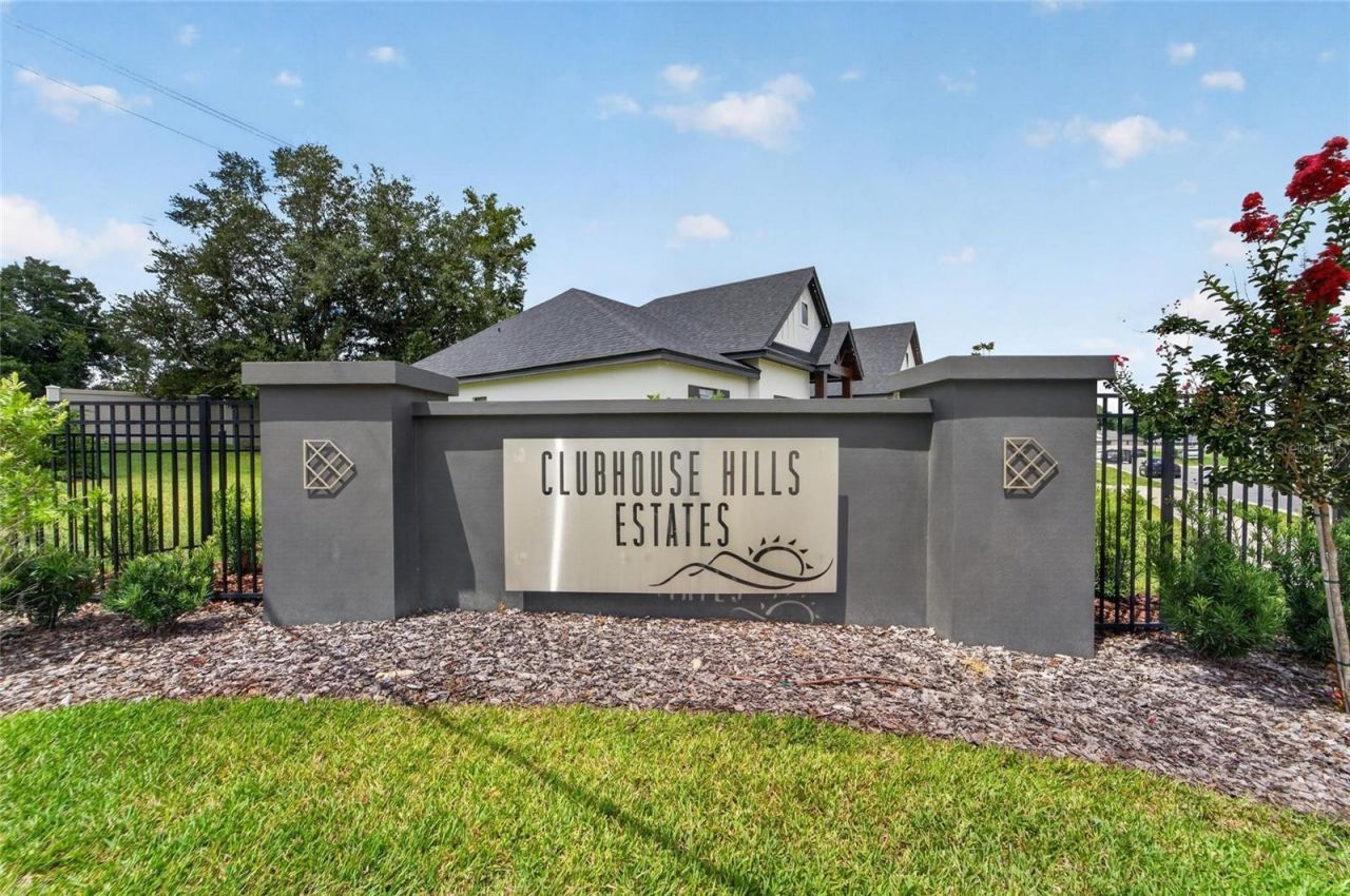 5391 Clubhouse Hills Lane , Lakeland, FL 33812 Photo