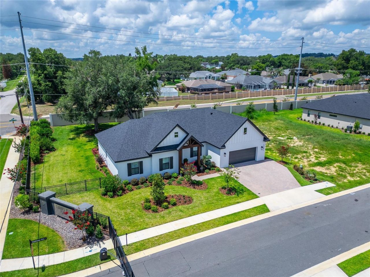5391 Clubhouse Hills Lane , Lakeland, FL 33812 Photo