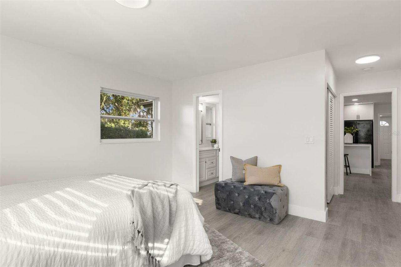 5931 Denver Street Ne, Saint Petersburg, FL 33703 Photo