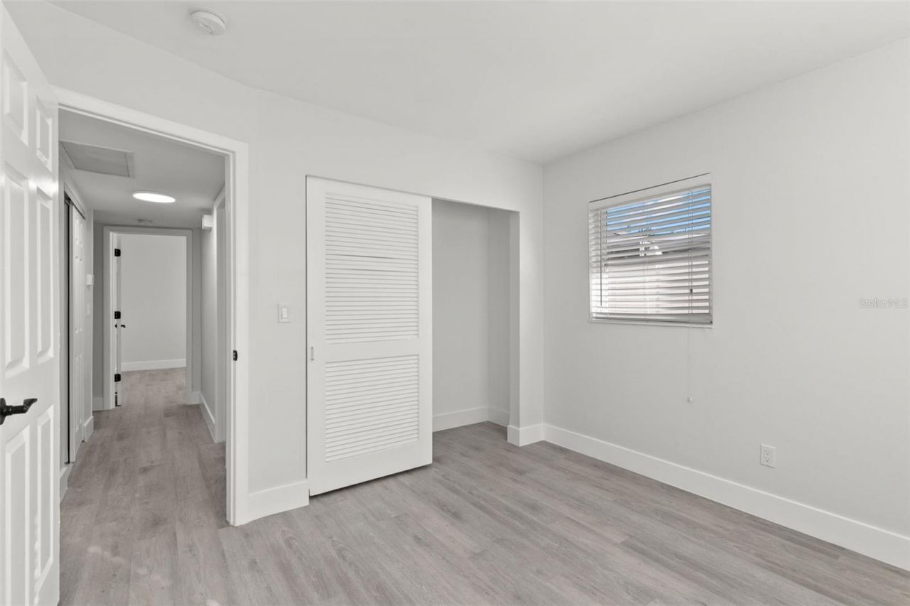 5931 Denver Street Ne, Saint Petersburg, FL 33703 Photo