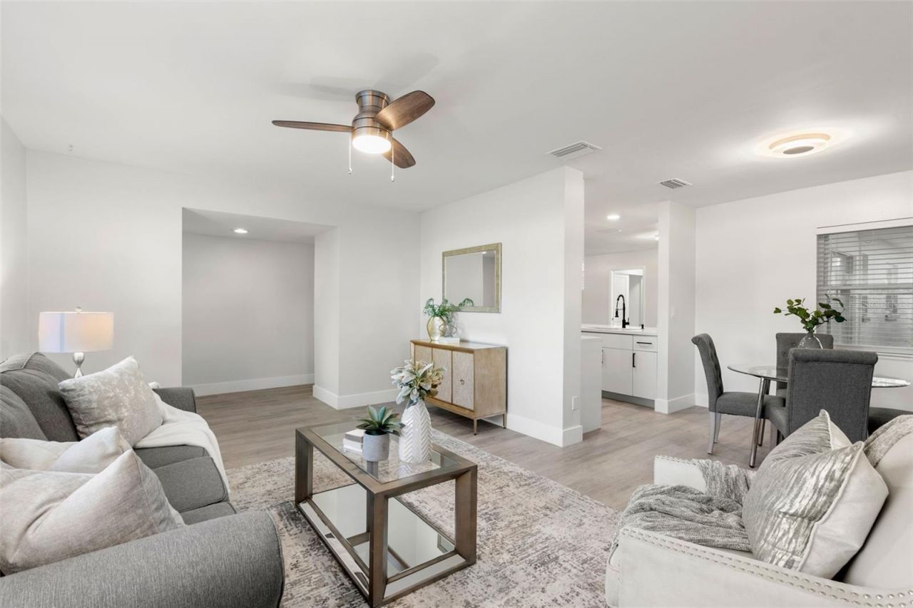 5931 Denver Street Ne, Saint Petersburg, FL 33703 Photo