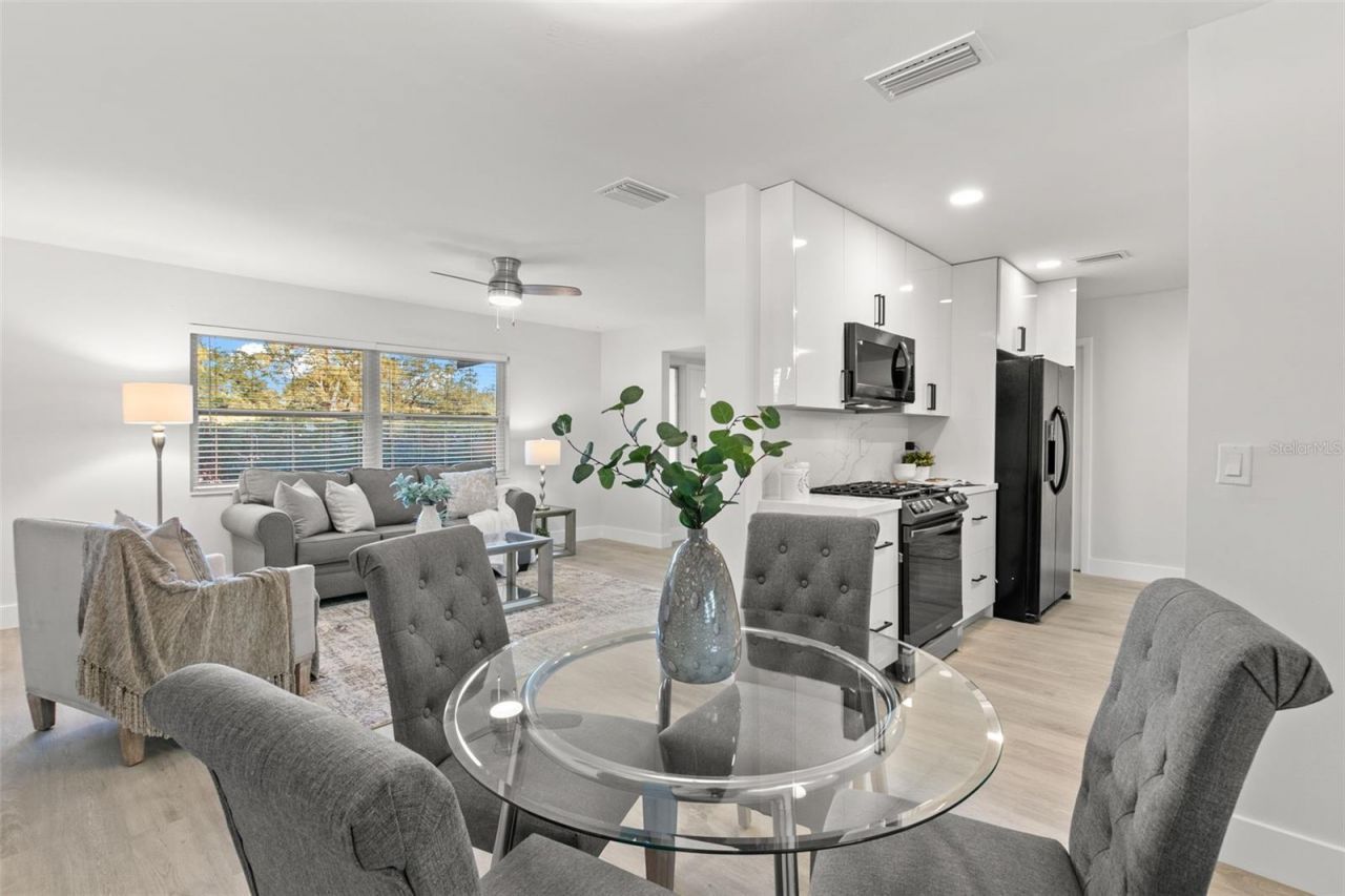 5931 Denver Street Ne, Saint Petersburg, FL 33703 Photo
