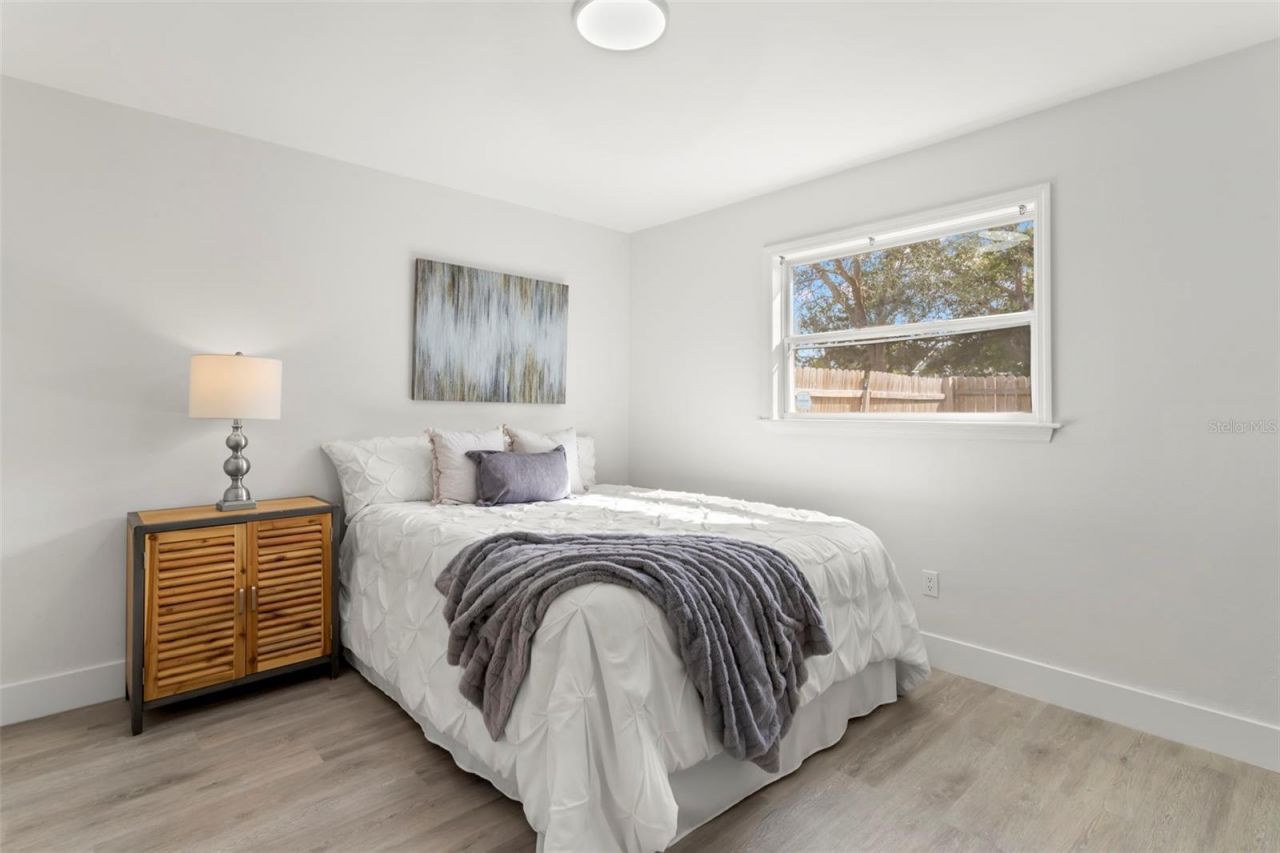 1524 Arizona Avenue Ne, Saint Petersburg, FL 33703 Photo