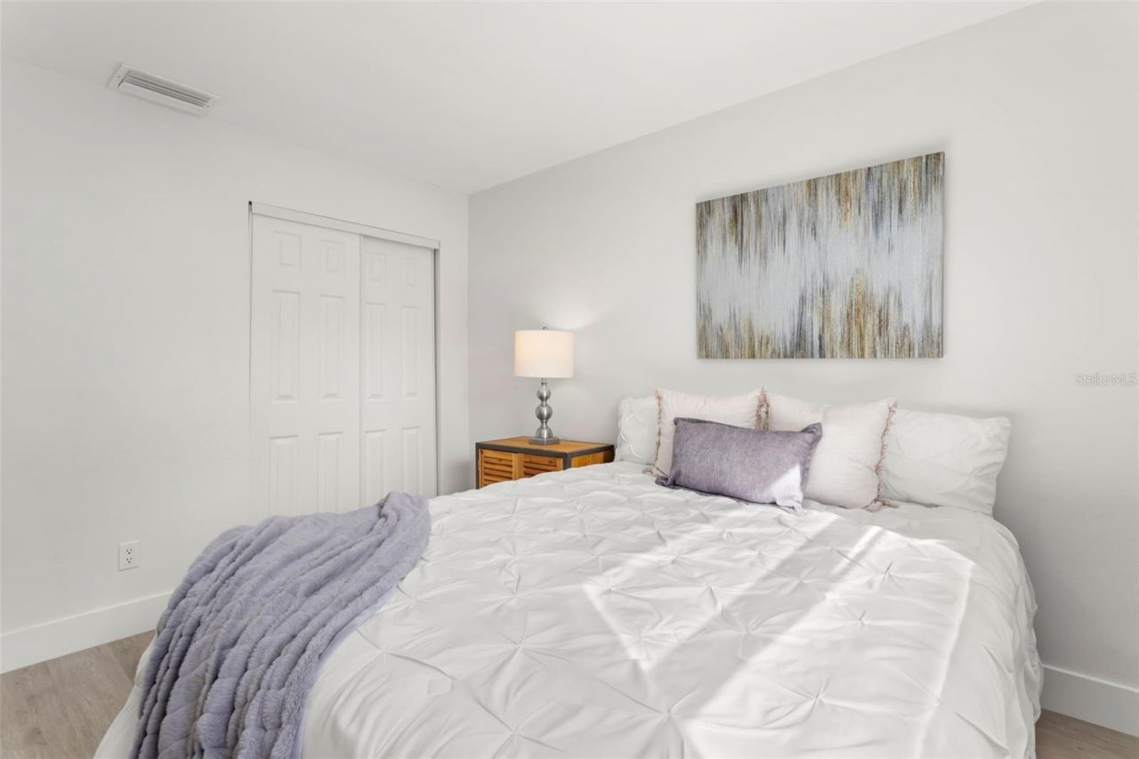 1524 Arizona Avenue Ne, Saint Petersburg, FL 33703 Photo