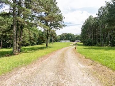 1585 Jimmy Dodd Road, Buford, GA 30518