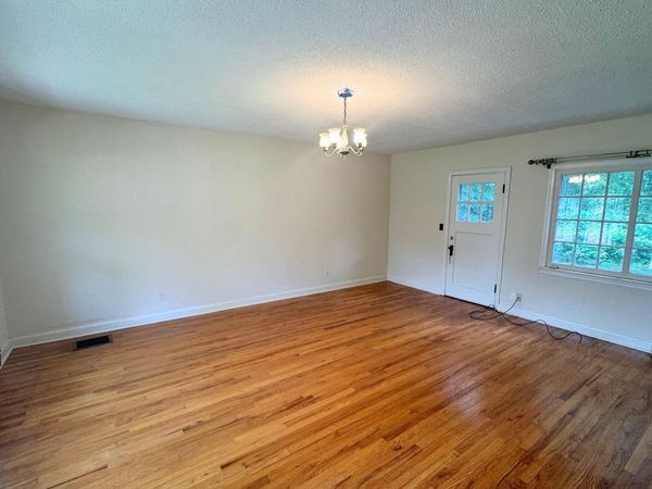 19 N Parkdale Avenue, Chattanooga, TN 37411