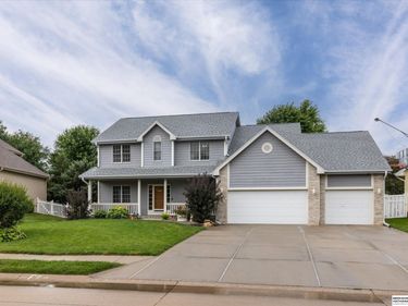 5122 N 141st Street, Omaha, NE 68164